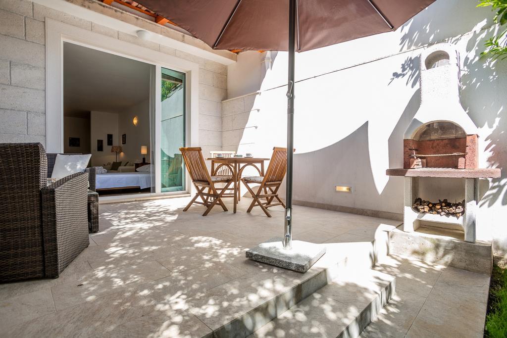 Zlatni Bol Apartments Luaran gambar