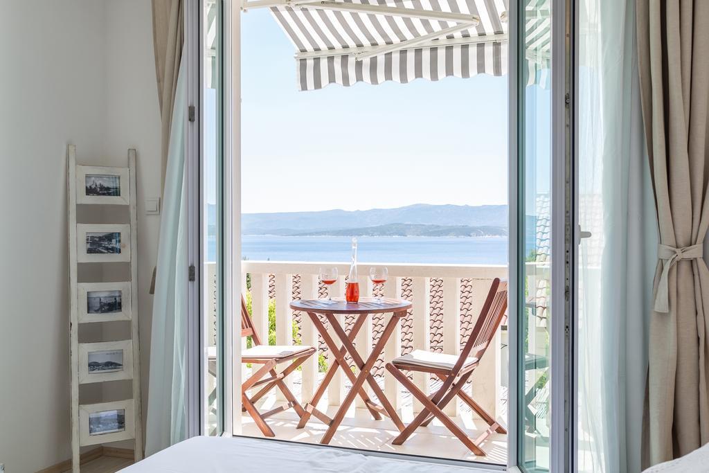 Zlatni Bol Apartments Bilik gambar